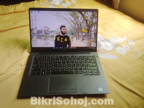 Dell Latitude 7400